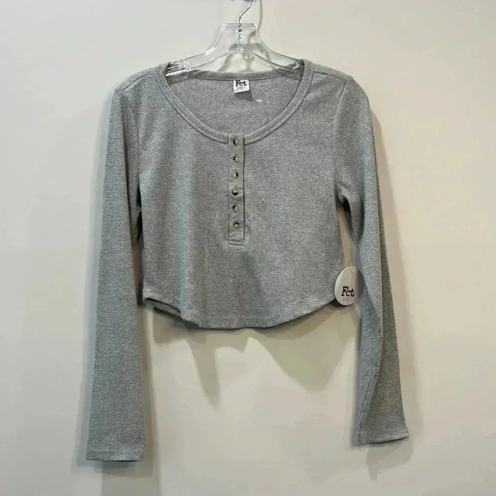 Fct Basics Juniors Long Sleeve Cropped Ribbed Henley Crewneck Size L NWT